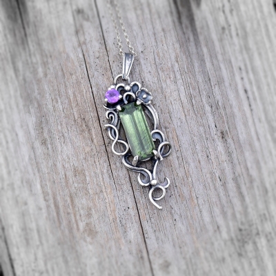 Unikalny Perydot Pierścionek